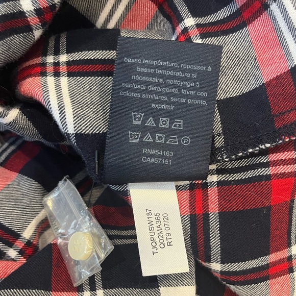 Button down plaid shirt - Picture 6 of 6